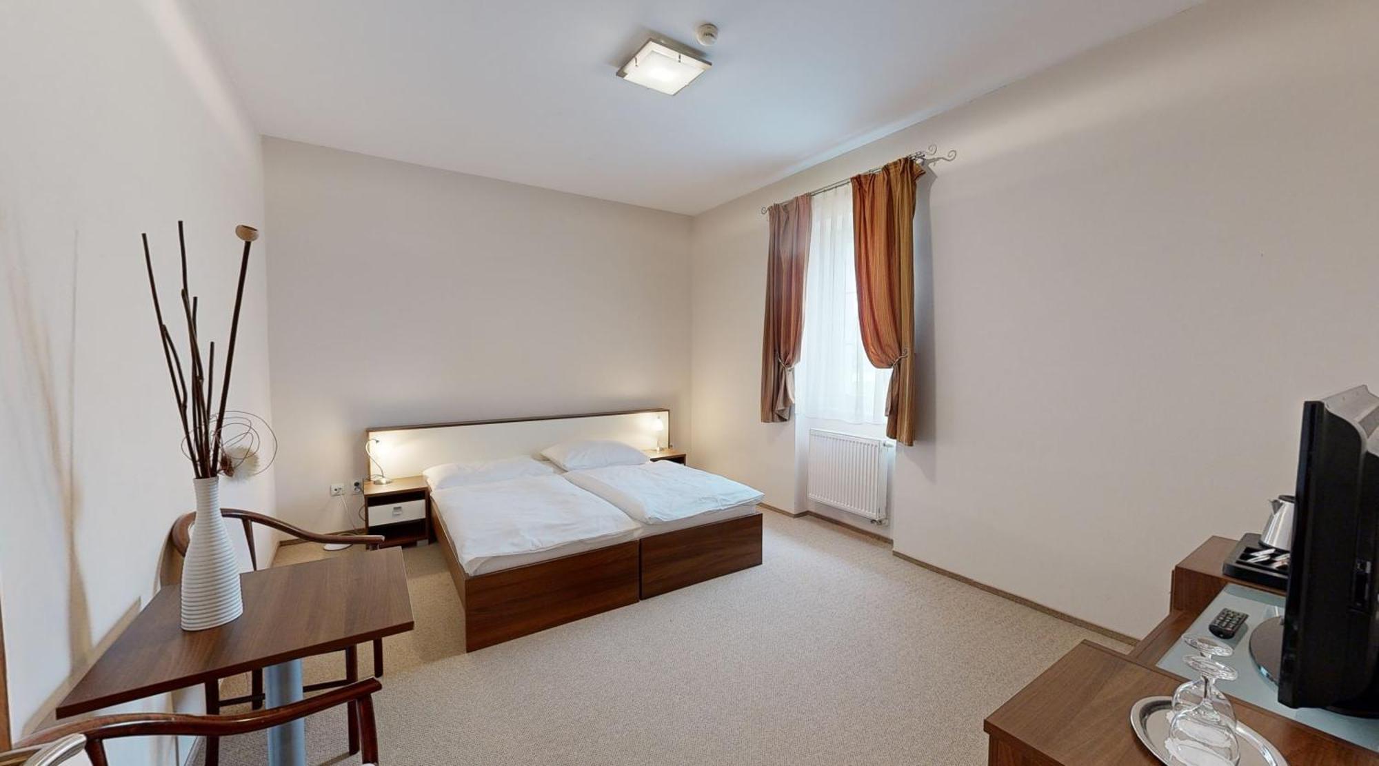 Klaudia'S Hotel & Restaurant At Golf Resort, Bac Samorin Екстер'єр фото